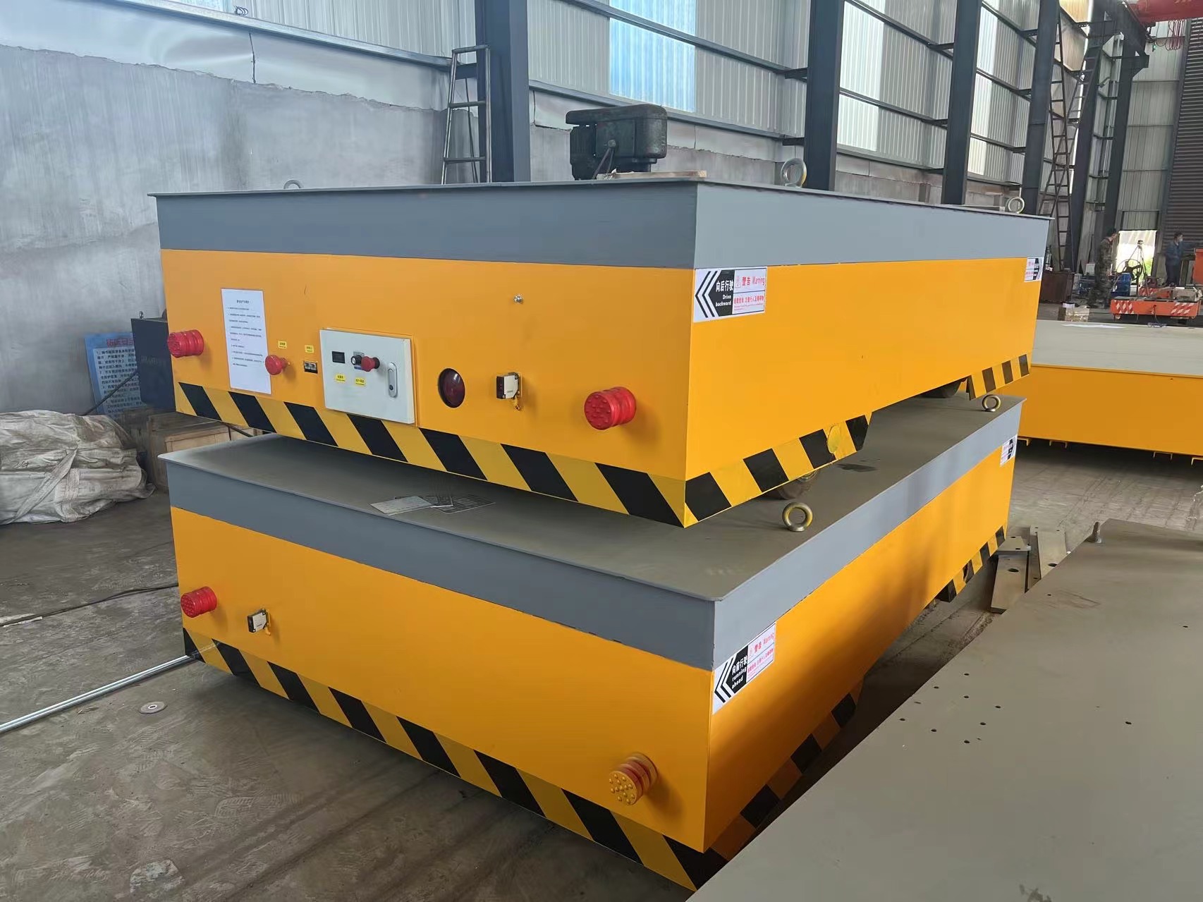 Trackless Electric Platform Truck